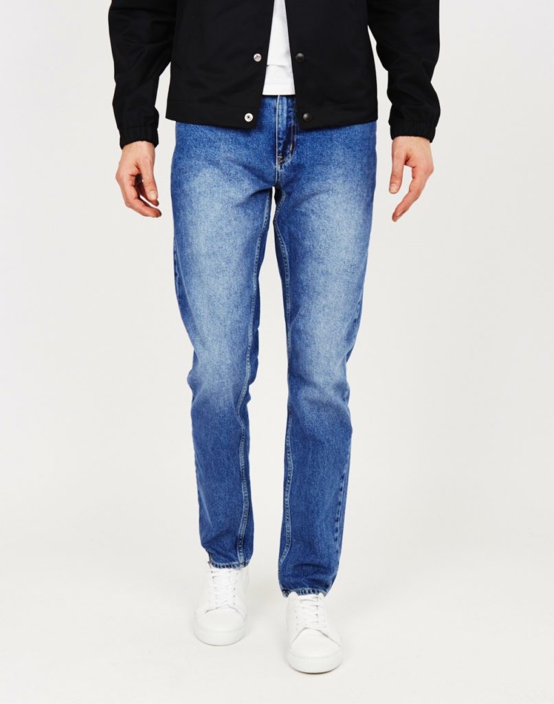 slim fit jeans