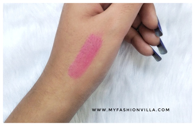 oriflame magenta lipstick