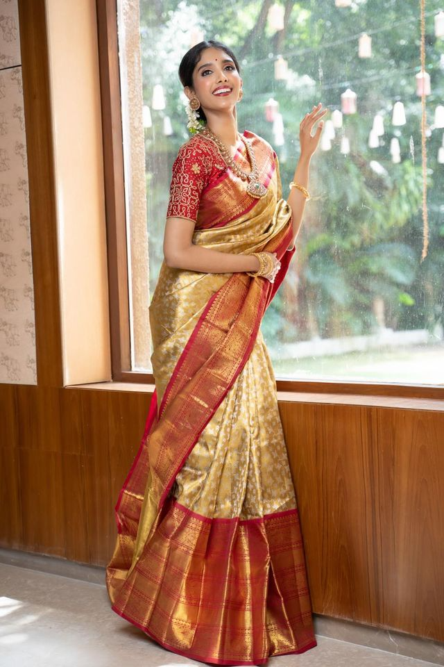 Glambeautyy's - HOW TO DRAPE PATTU BRIDAL SILK SAREE